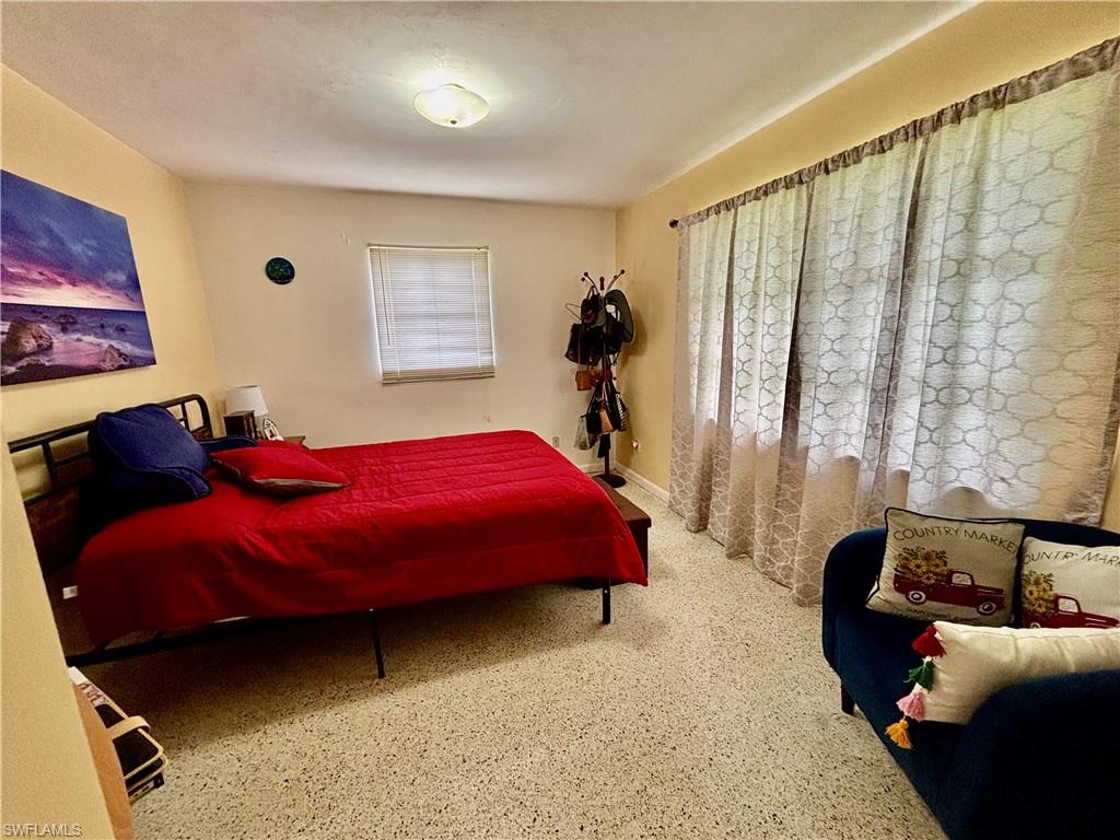 WILLOW LAKE - Residential