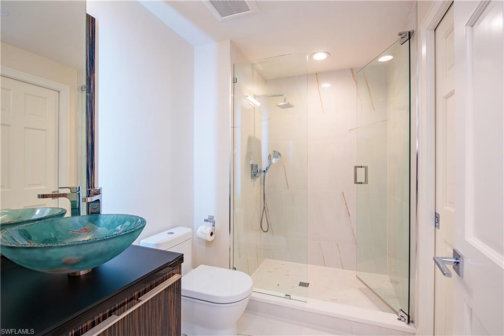 BAYPOINTE AT NAPLES CAY - Residential