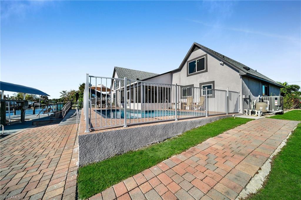 NORTH FORT MYERS - Residential