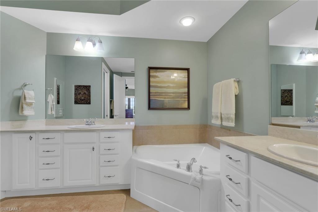 THE RESIDENCES AT COCONUT POINT - Residential