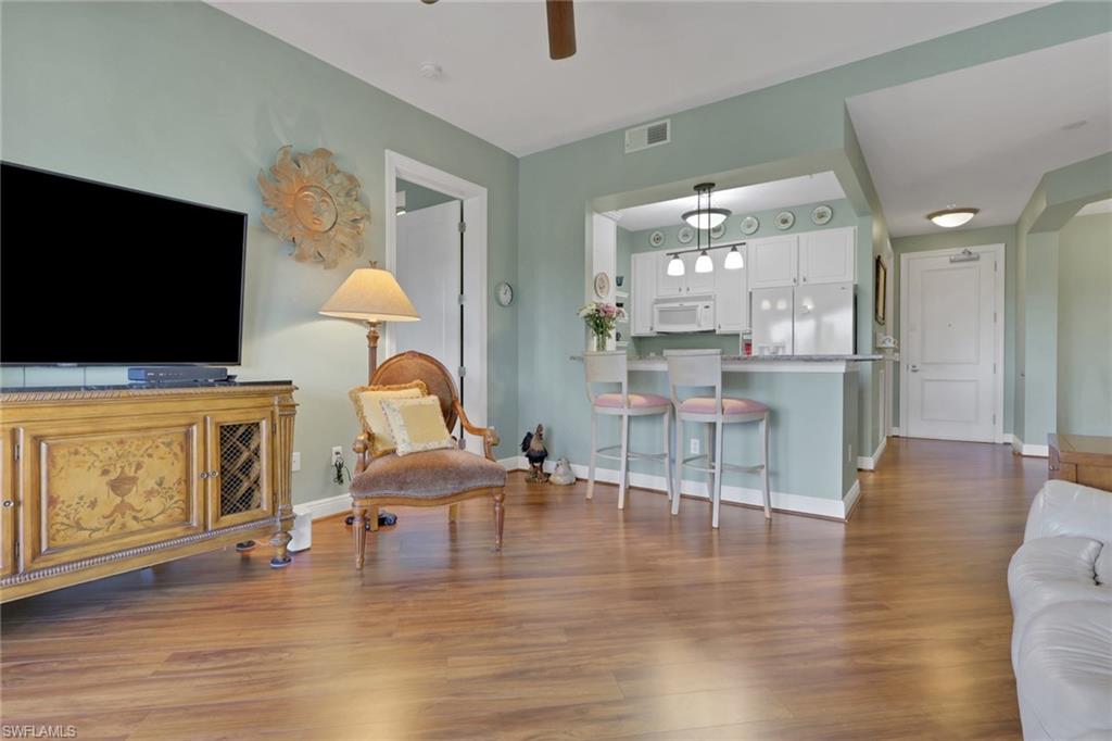 THE RESIDENCES AT COCONUT POINT - Residential