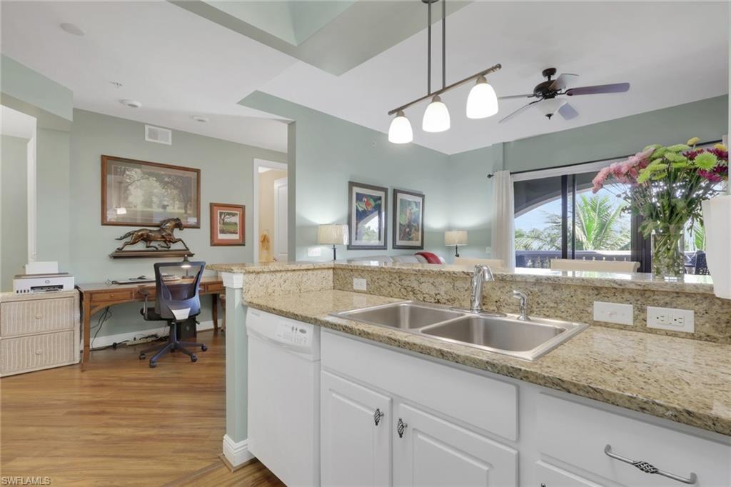 THE RESIDENCES AT COCONUT POINT - Residential