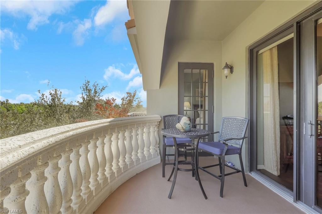 THE RESIDENCES AT COCONUT POINT - Residential