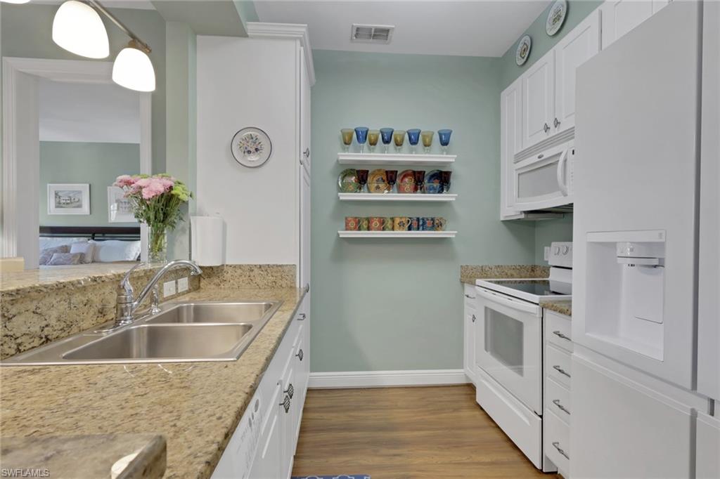 THE RESIDENCES AT COCONUT POINT - Residential