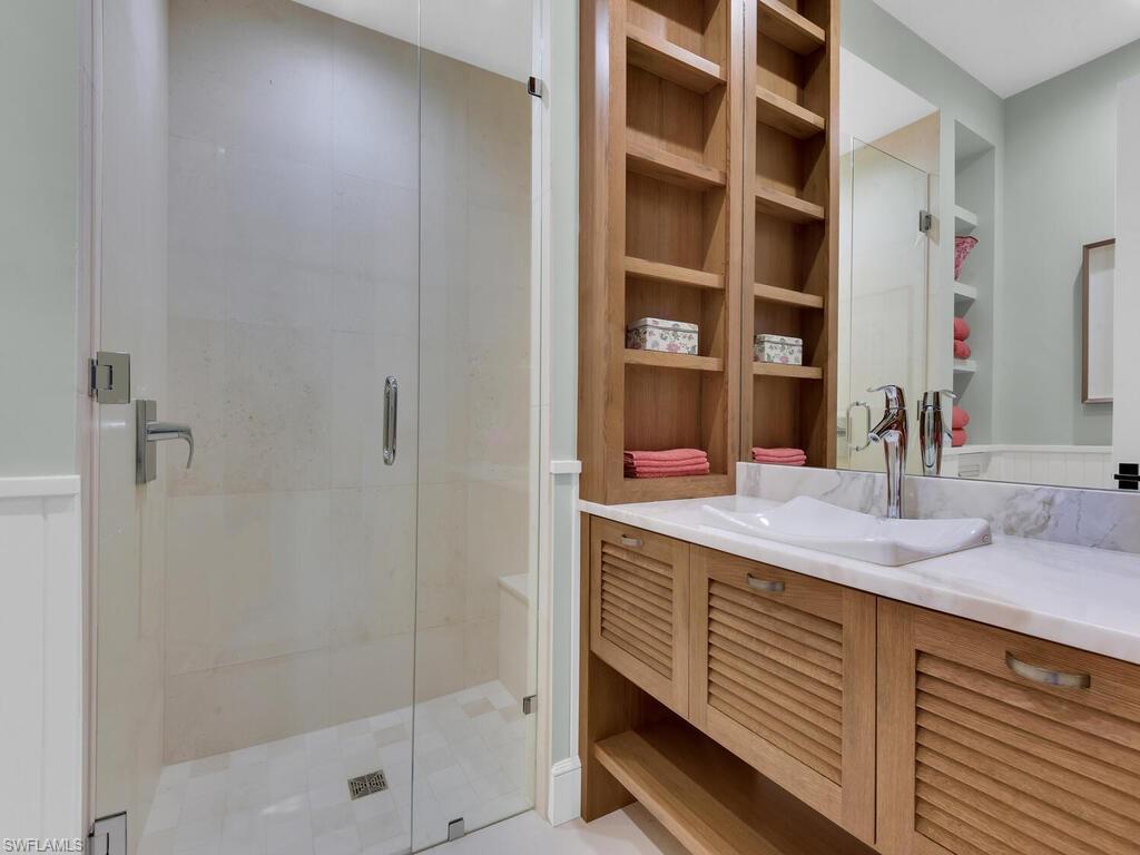 PELICAN BAY WOODS - Residential