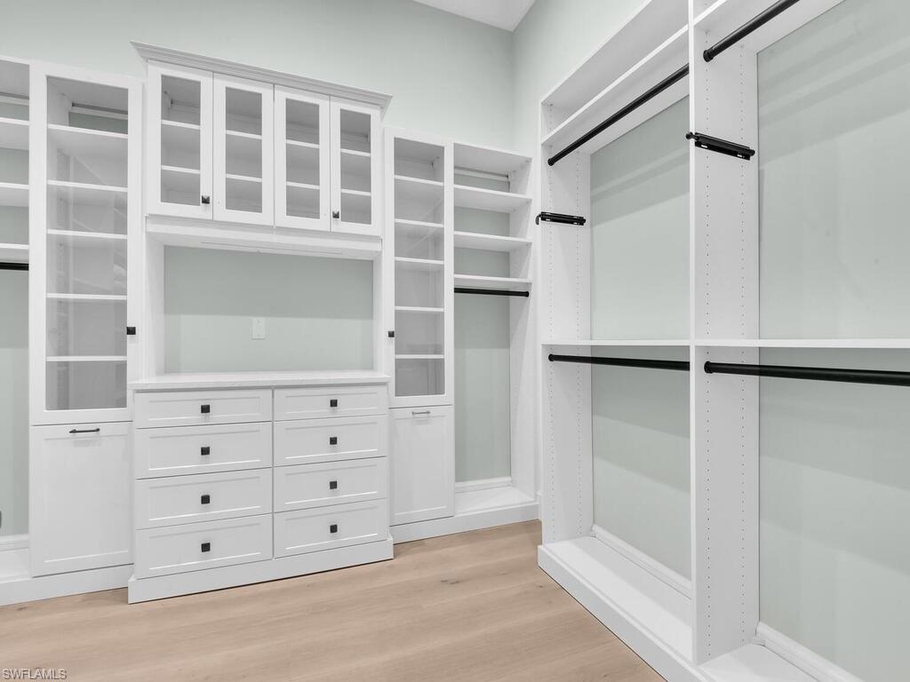 PELICAN BAY WOODS - Residential