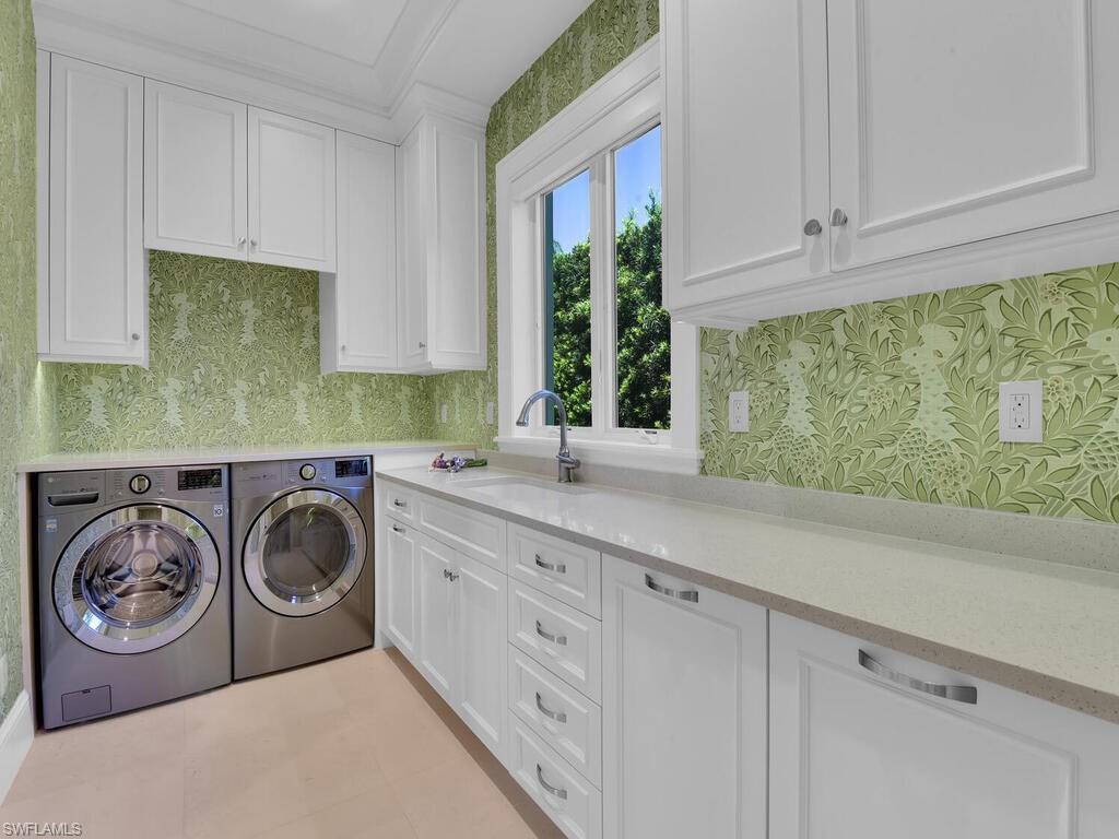 PELICAN BAY WOODS - Residential