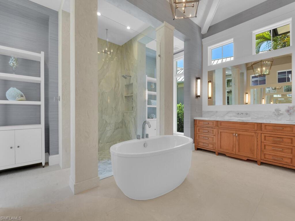 PELICAN BAY WOODS - Residential