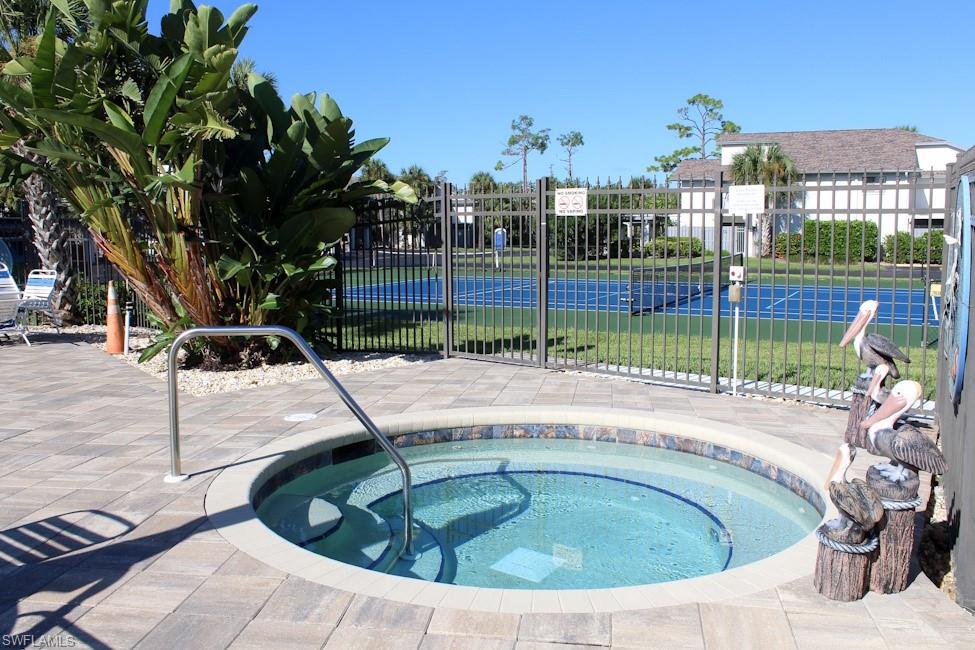 NEWPORT GLEN - Residential