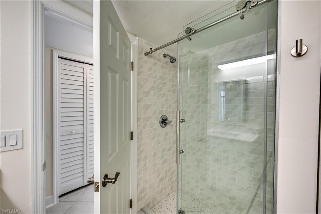 NEWPORT GLEN - Residential