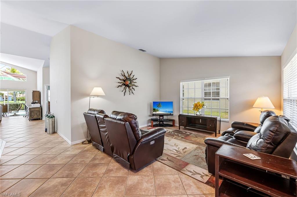 COLONY POINTE - Residential