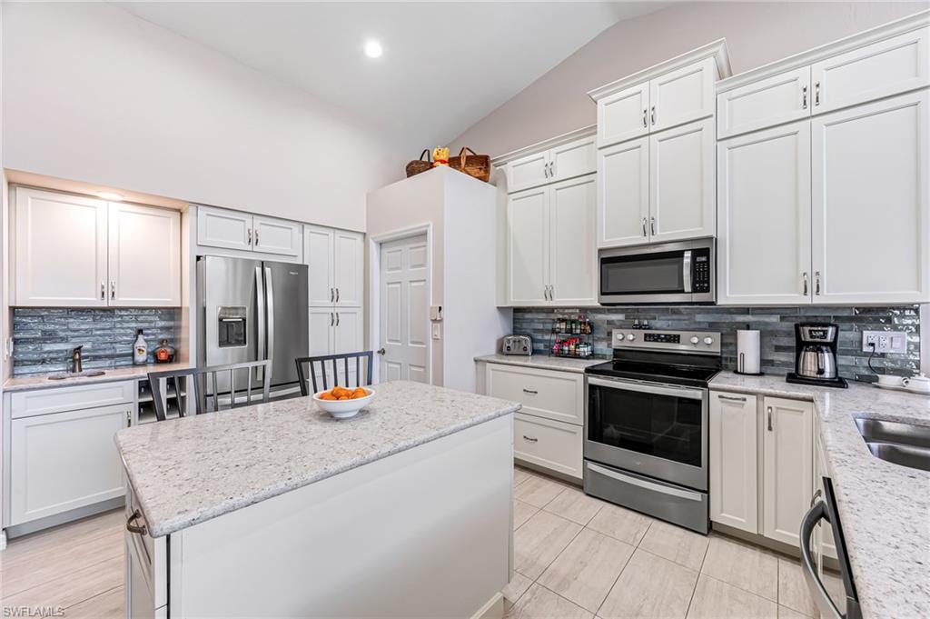 COLONY POINTE - Residential