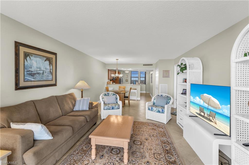 SOUTH SEAS - Residential