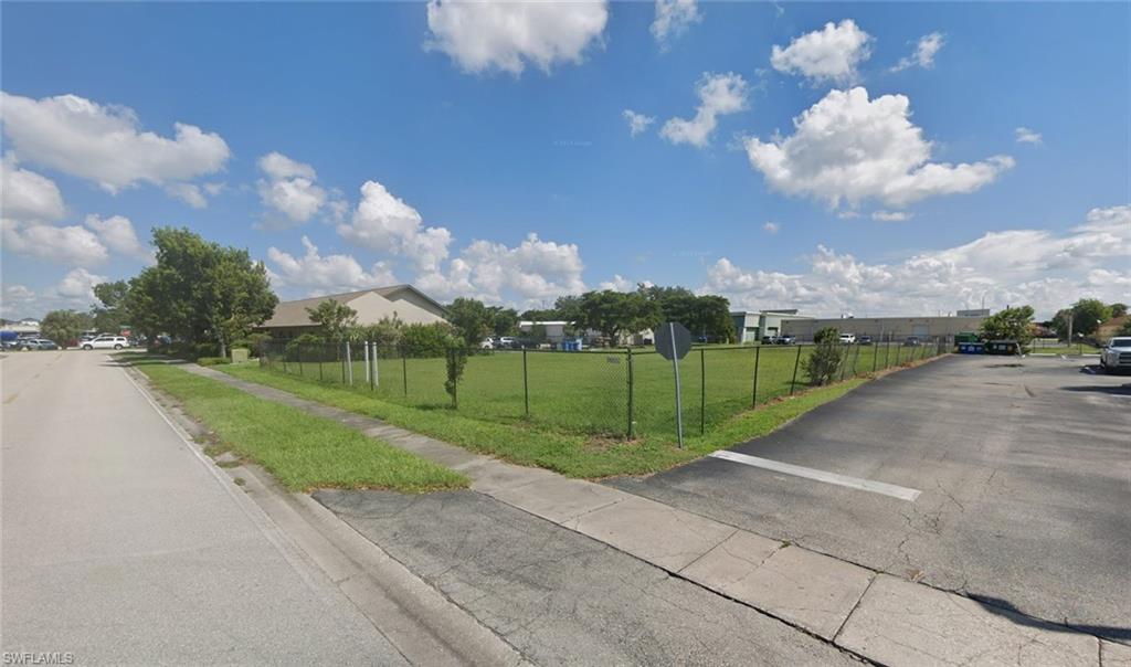 FORT MYERS - Land