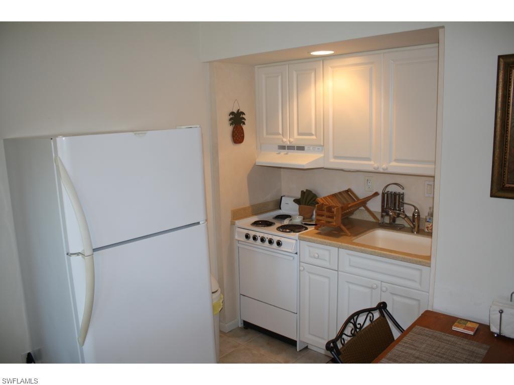 SEABREEZE CONDO - Residential