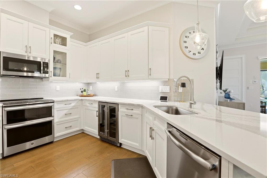 ISLES OF COLLIER PRESERVE - Residential