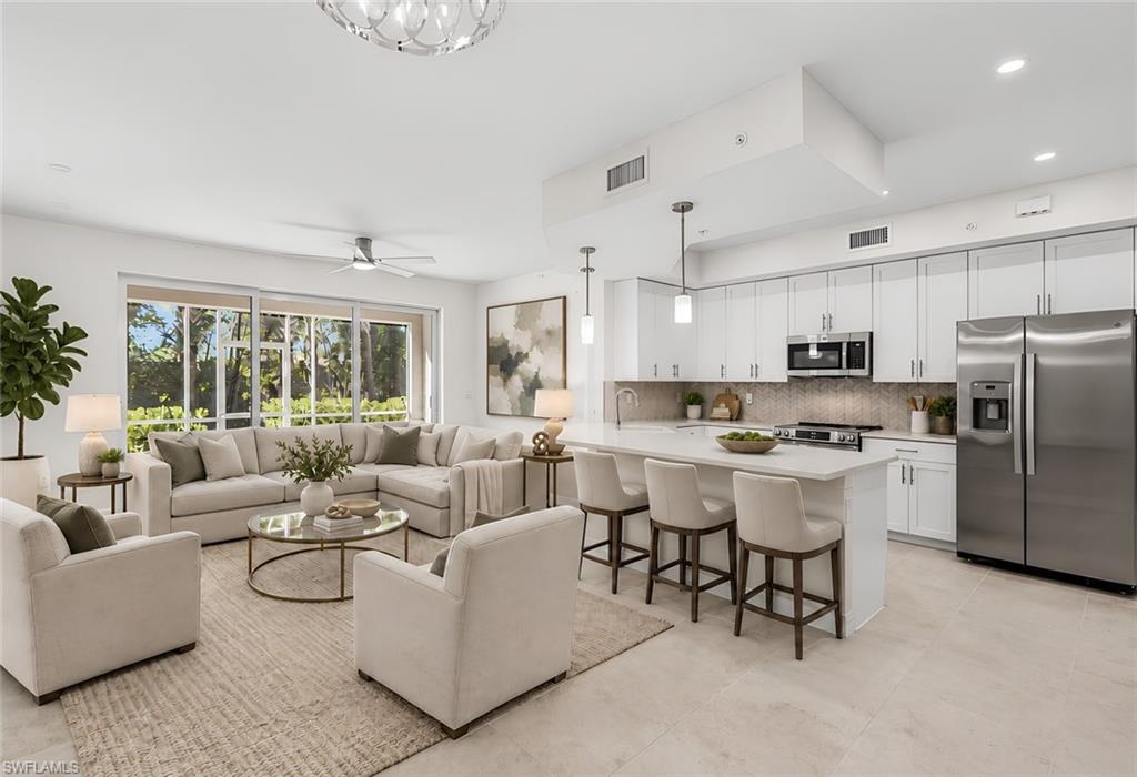 286 Indies DR E 102