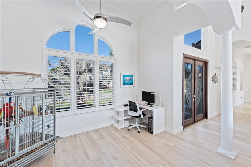 MARCO BEACH - Residential