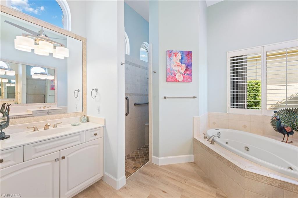 MARCO BEACH - Residential