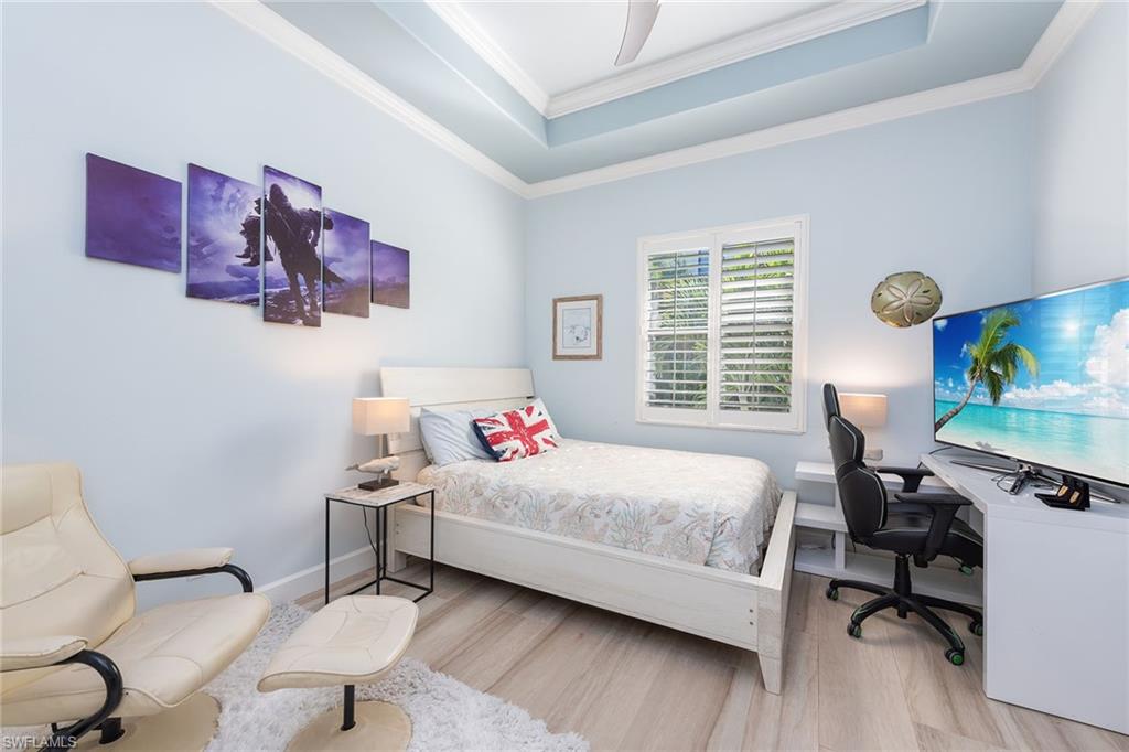 MARCO BEACH - Residential