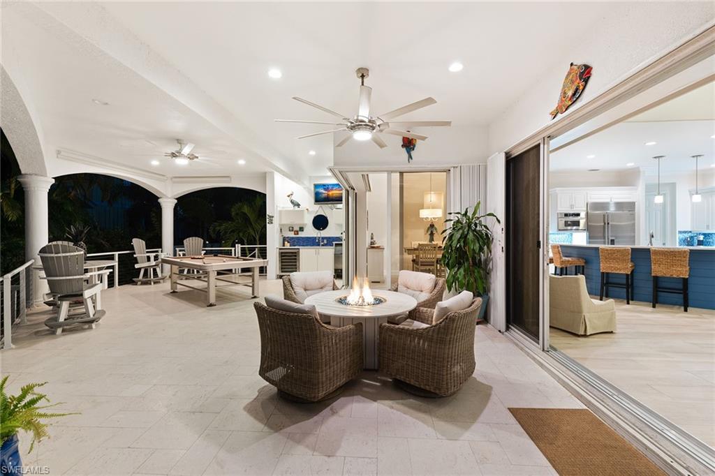 MARCO BEACH - Residential