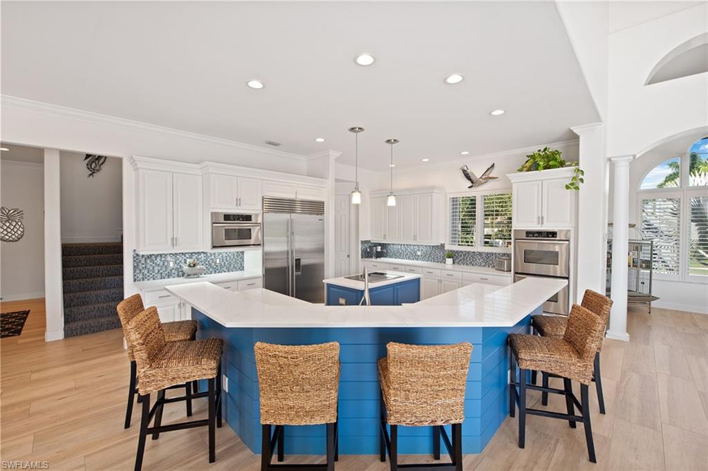 MARCO BEACH - Residential