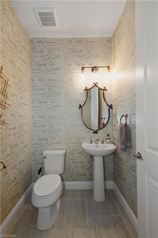 BONITA LAKES - Residential