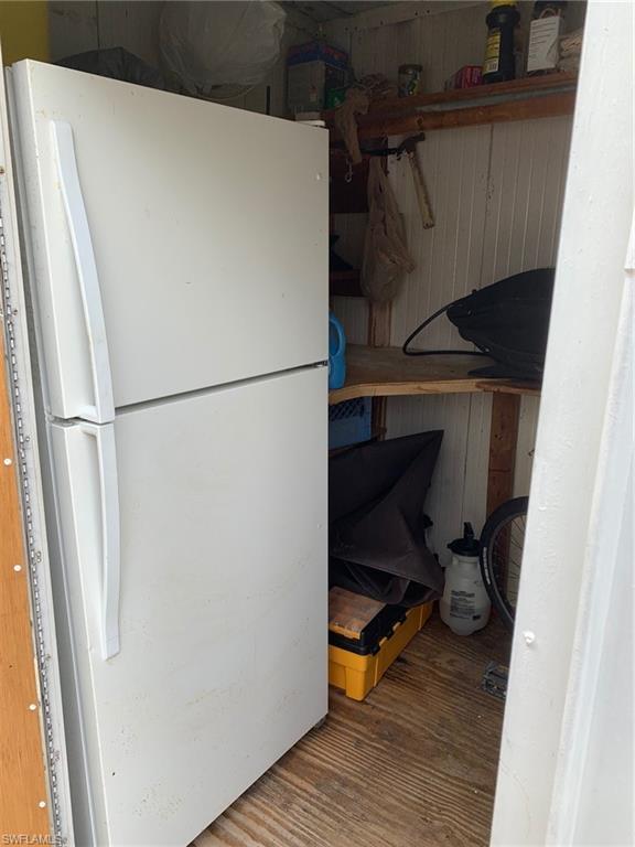 IMPERIAL WILDERNESS - Land