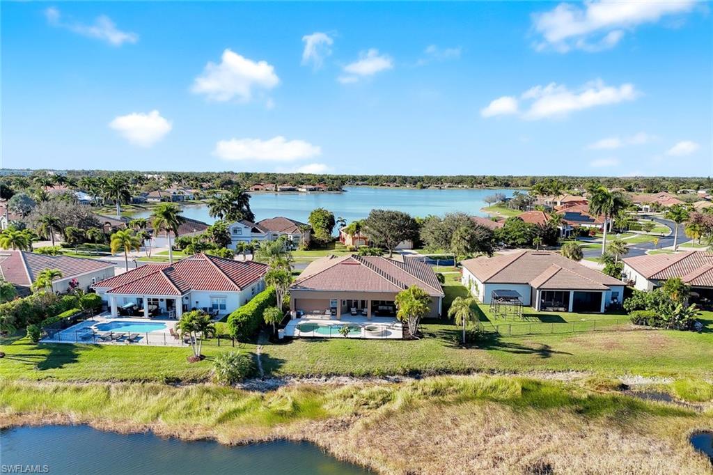 VALENCIA LAKES - Residential