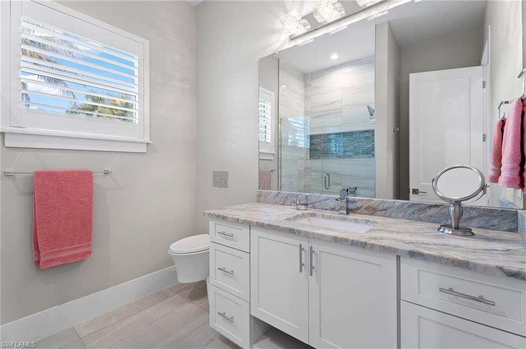 YACHT CLUB - Residential