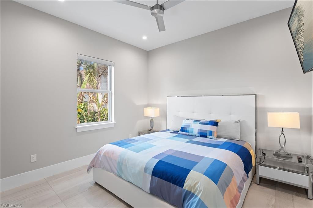 YACHT CLUB - Residential