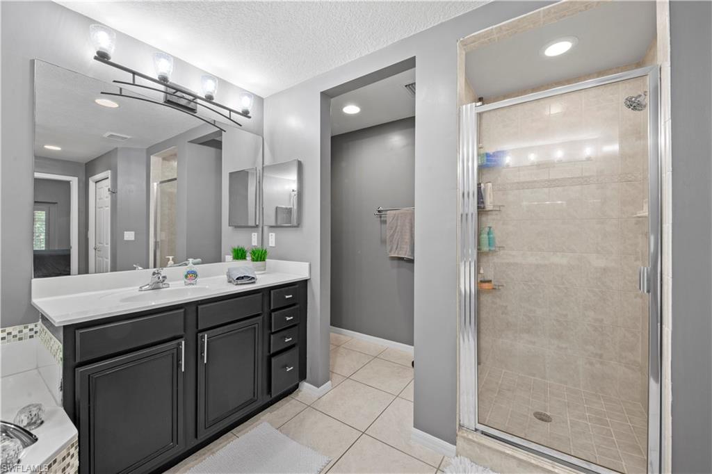 COCONUT SHORES - Residential