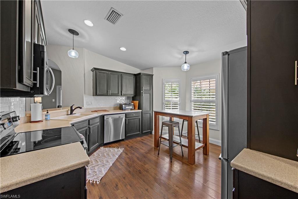 COCONUT SHORES - Residential