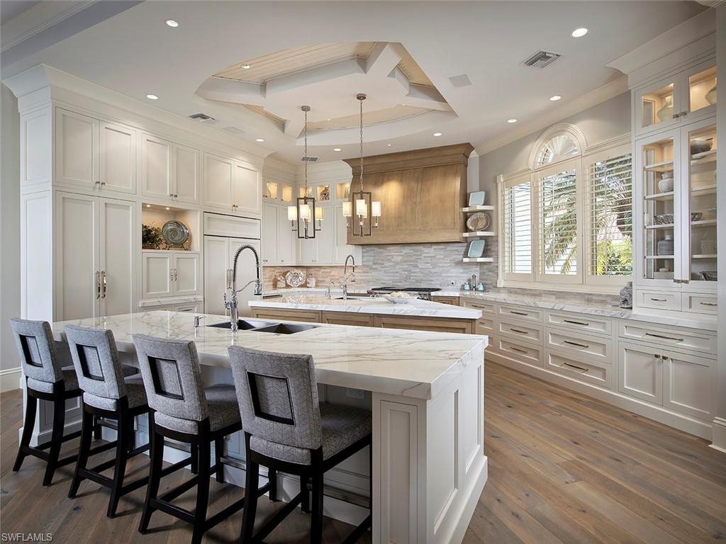 ESTATES AT BAY COLONY GOLF CLUB - Residential