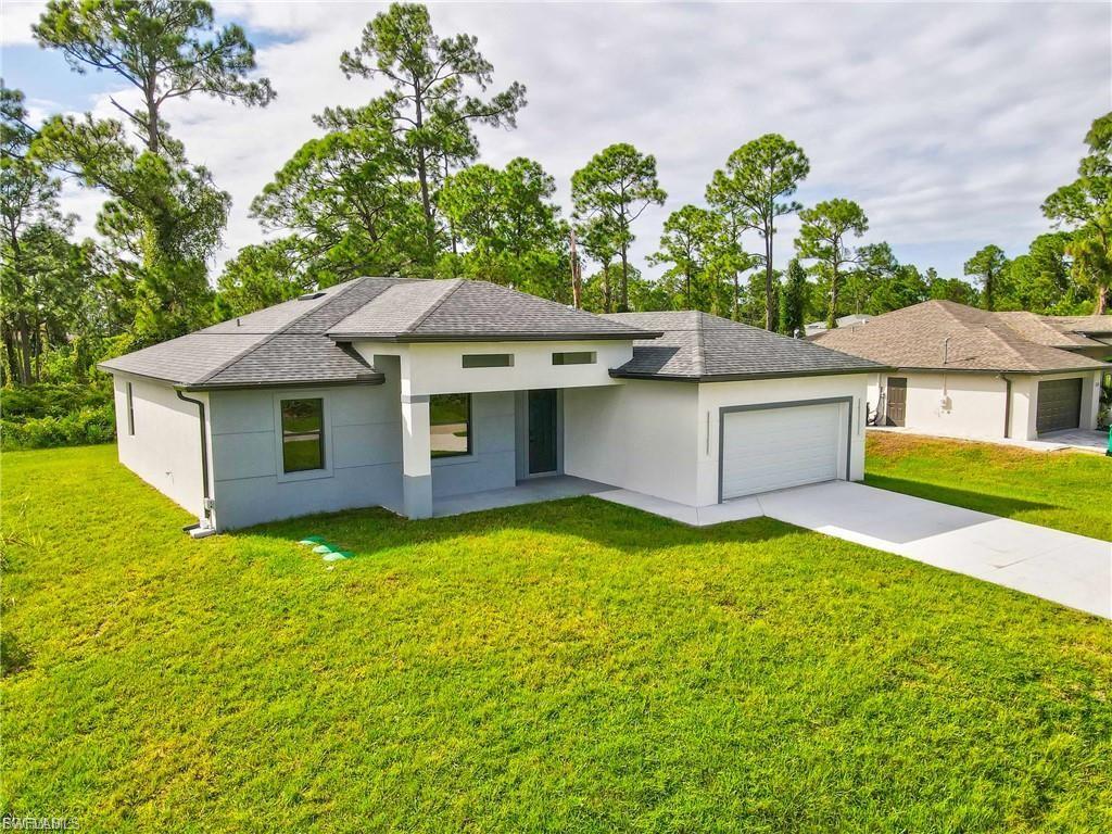 LEHIGH ACRES - Residential