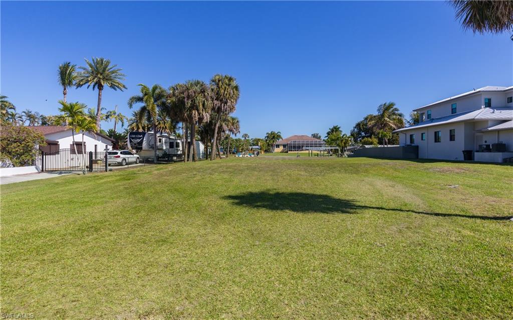 FORT MYERS GULF ACRES - Land