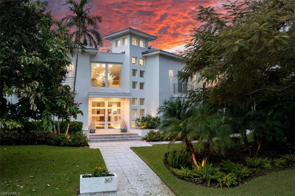 Photo of 367 5th AVE N, NAPLES, FL 34102 (MLS # 225070286)