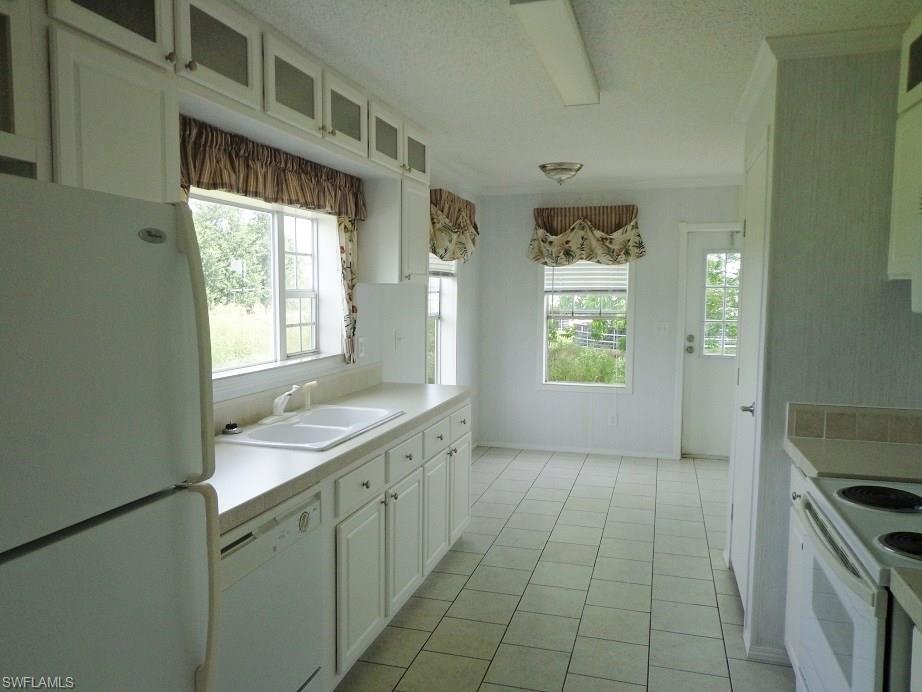 MONTURA RANCH ESTATES - Residential