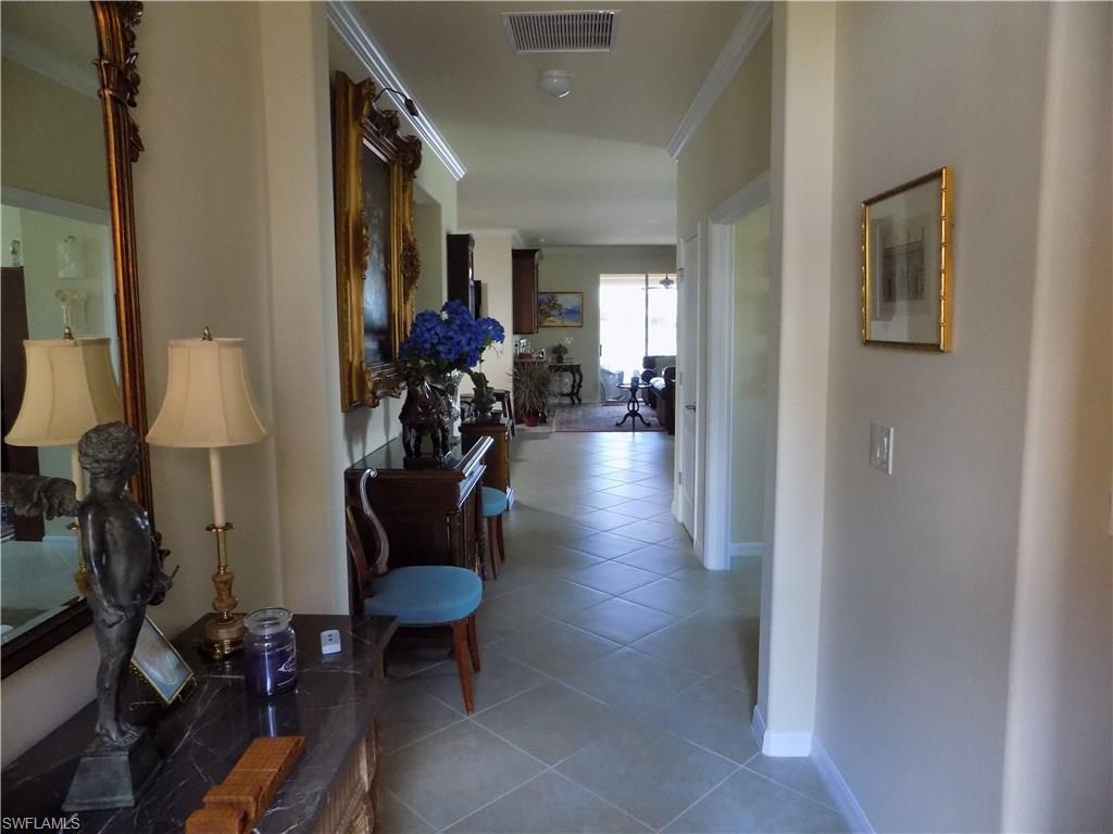 OLYMPIA POINTE - Residential