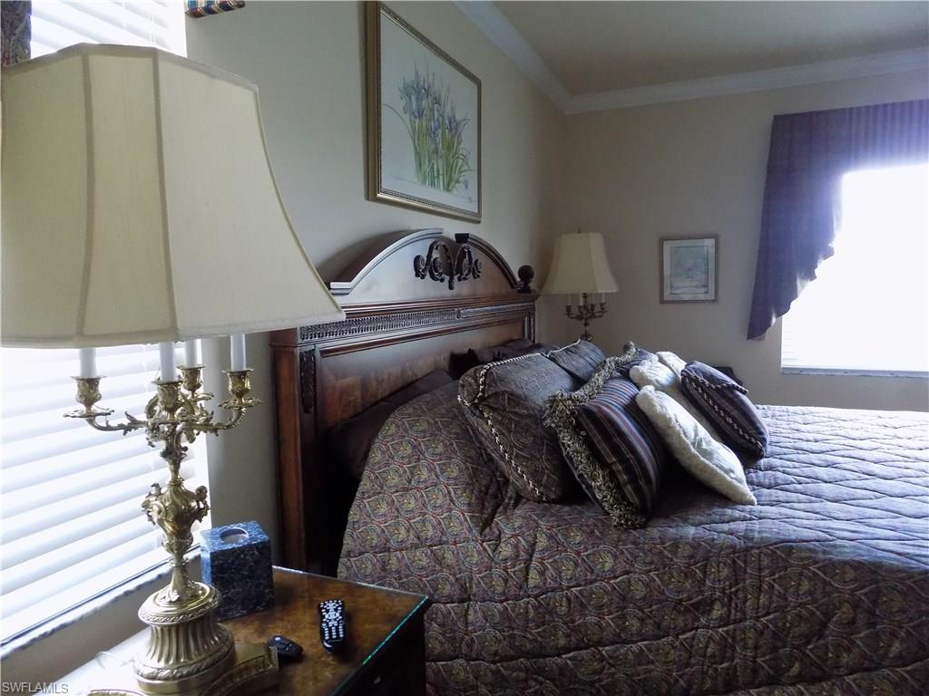 OLYMPIA POINTE - Residential