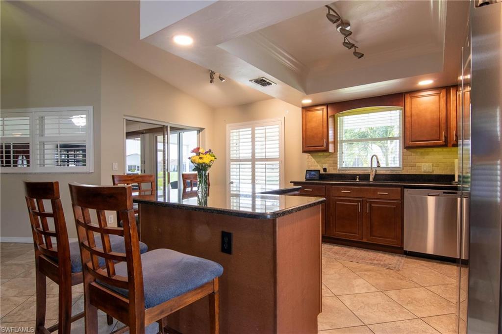 SABAL SPRINGS GOLF AND RACQUET CLUB - Residential