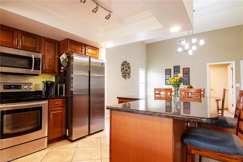 SABAL SPRINGS GOLF AND RACQUET CLUB - Residential