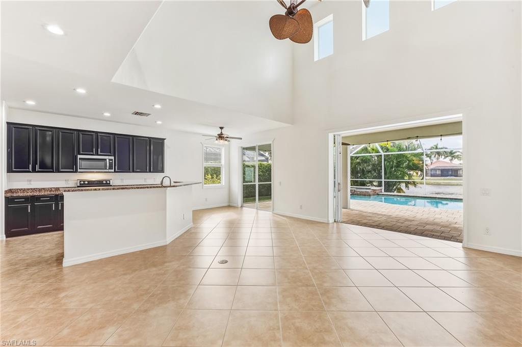 SANDOVAL - Residential