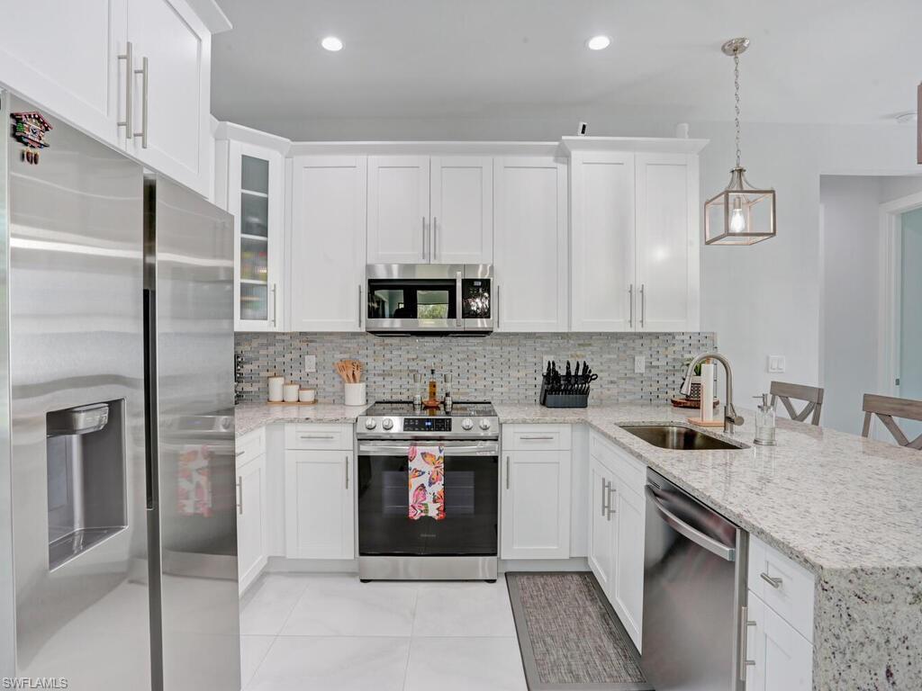 GOLDEN GATE ESTATES - Residential