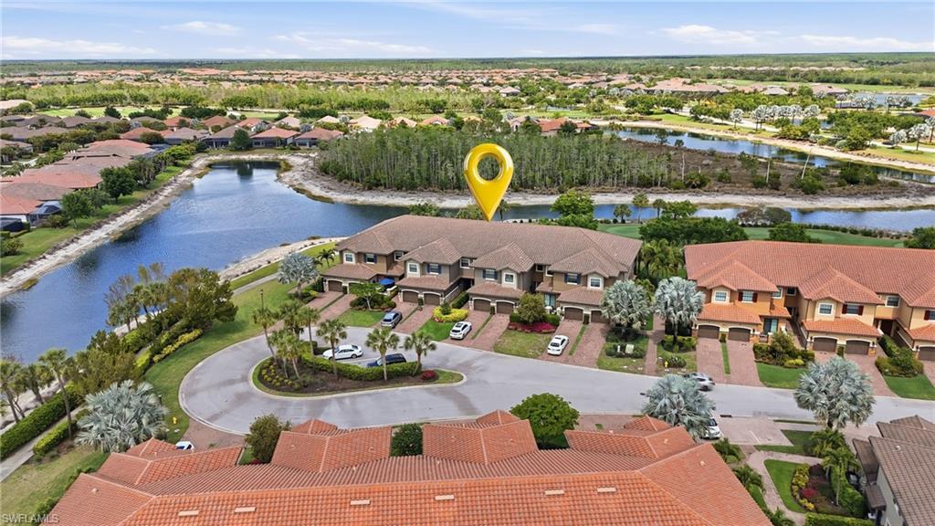 ESPLANADE - Residential