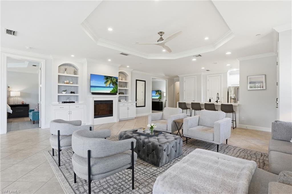 ESPLANADE - Residential