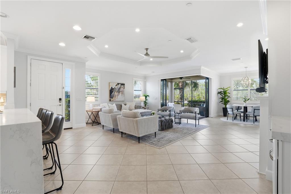 ESPLANADE - Residential