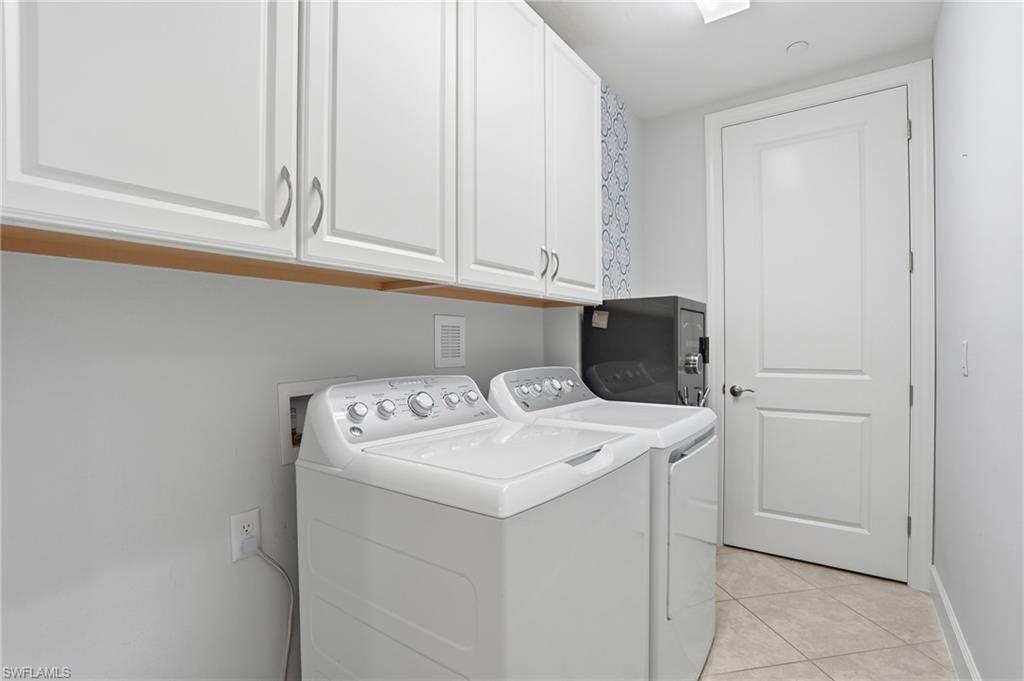 ESPLANADE - Residential