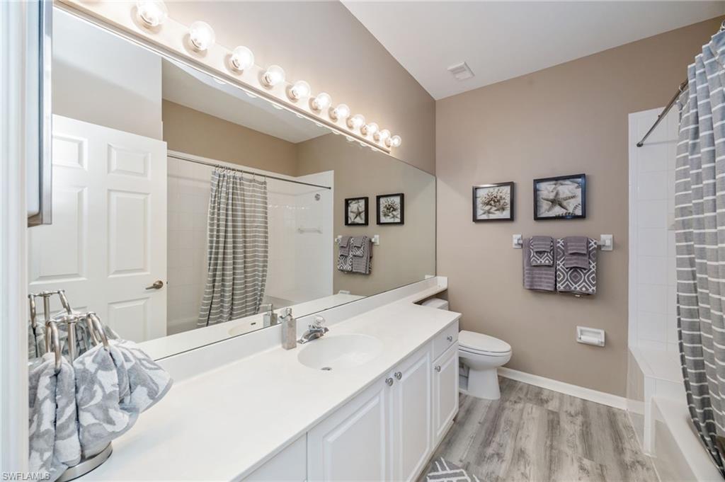 SILVER OAKS - Residential