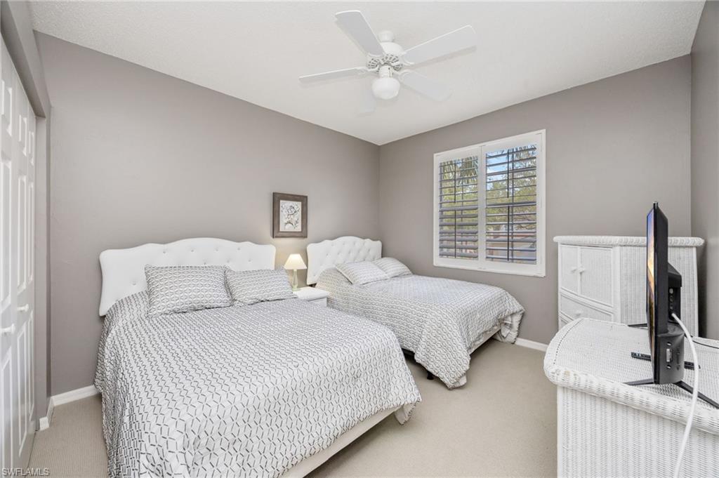 SILVER OAKS - Residential